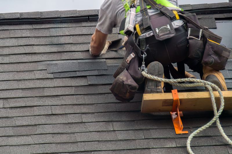 Who Does Roofing Service